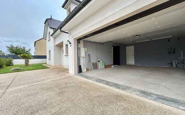 Maison à vendre    6 pièces •  Chevigny-Saint-Sauveur