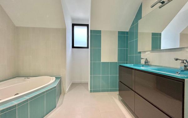 Maison à vendre    6 pièces •  Chevigny-Saint-Sauveur