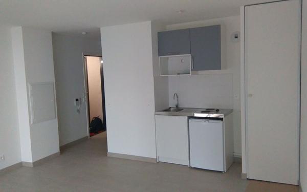 Appartement à louer    1 pièce •  Saint-Jean-le-Blanc