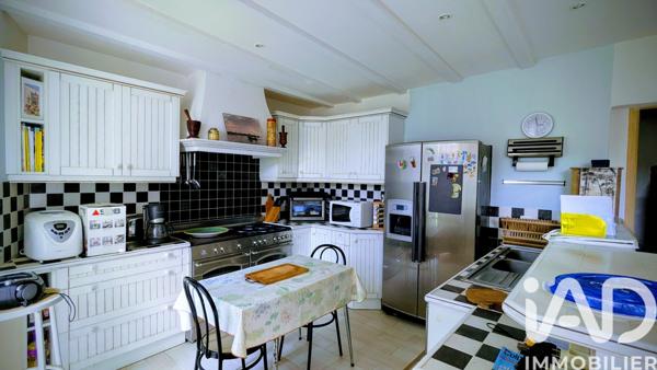 Maison à vendre 5 pièces 127 m² Saint-Palais-sur-Mer