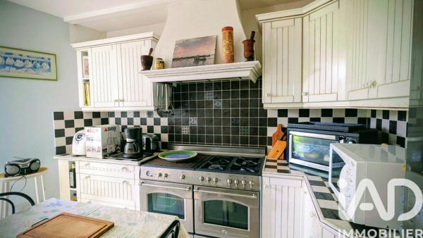 Maison à vendre 5 pièces 127 m² Saint-Palais-sur-Mer