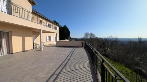 BRIVE - Malemort : Maison récente 290 m² avec 7 chambres  - Terrain 2 000 m²