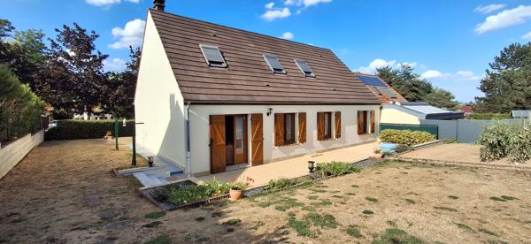 Maison d'exception à vendre à Crépy en Valois - 6 pièces, 123 m² sur terrain de 581 m²