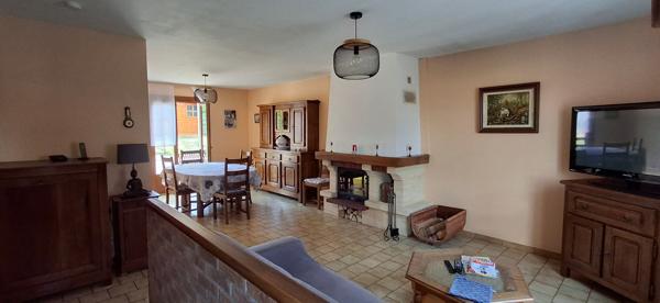 Maison d'exception à vendre à Crépy en Valois - 6 pièces, 123 m² sur terrain de 581 m²