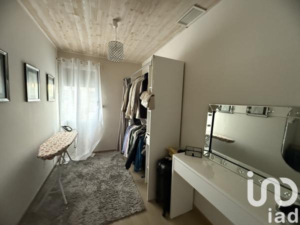 Maison 5 pièces de 120 m² à Saint-Estève (66240)