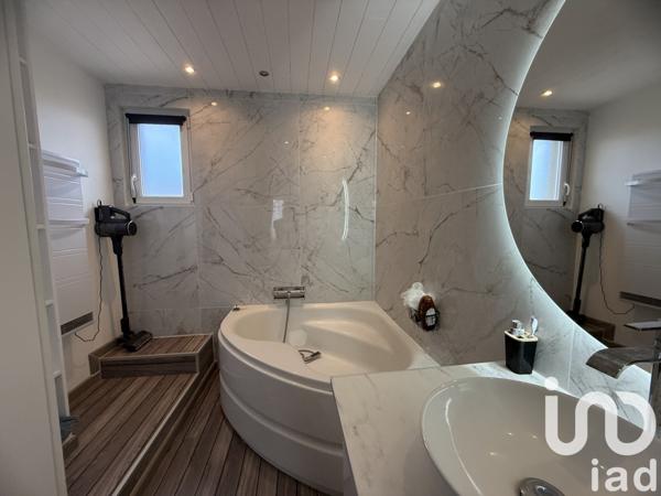 Maison 5 pièces de 120 m² à Saint-Estève (66240)