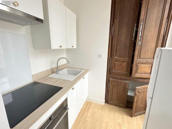 Appartement rénové à louer à Bayeux dans le Calvados (14400), ref : 14005//231   
CENTRE-VILLE