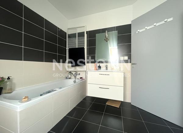 Maison à vendre proche Saint Avé - 91 m² - 3 chambres - 590 m² de terrain