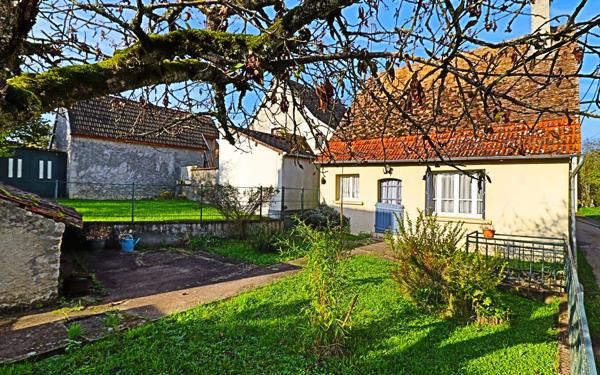 Maison à vendre    2 pièces • 52 m2 Sury-en-Vaux