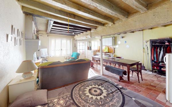 Maison à vendre    2 pièces • 52 m2 Sury-en-Vaux