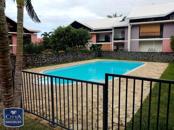 Appartement à louer 2 pièces 40.42m² Saint-André (97440)