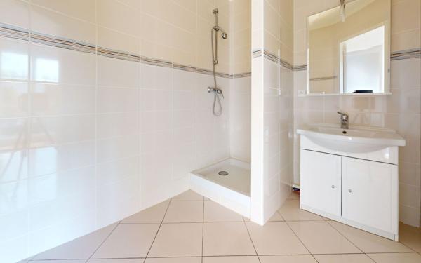 Appartement à vendre    2 pièces • 48,25 m2 Montivilliers