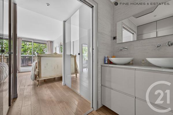 Appartement T2 à vendre  2 pièces - 73 m 2   PARIS  - 75014