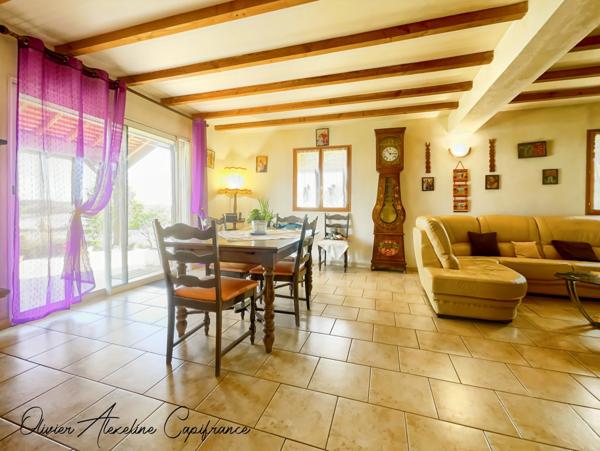 Maison à vendre 7 pièces 187 m² proche de MAREUIL sur terrain de 8418 m² (24)