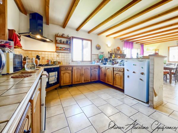 Maison à vendre 7 pièces 187 m² proche de MAREUIL sur terrain de 8418 m² (24)