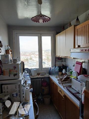 A vendre, dans les Haut de Seine à COLOMBES, quartier Fossé-Jean (gare à 50 m), 15 mn de PARIS ...