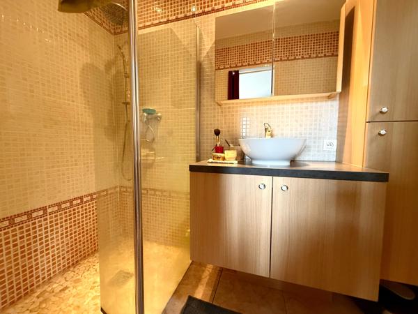 Lodève (34700) VILLA F5 SUR LES HAUTEURS DE LODÈVE VUE PANORAMIQUE IMPRENABLE