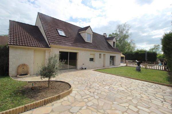 Périgny (94520) Maison familiale avec piscine – Quartier calme en impasse à Périgny-sur-Yerres