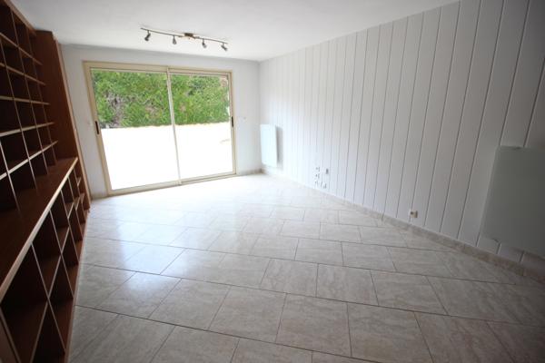 Périgny (94520) Maison familiale avec piscine – Quartier calme en impasse à Périgny-sur-Yerres
