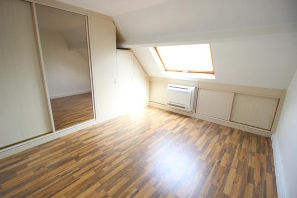 Périgny (94520) Maison familiale avec piscine – Quartier calme en impasse à Périgny-sur-Yerres