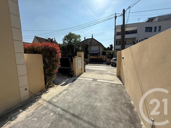 Immeuble à vendre  350 m2 VILLEPARISIS - 77