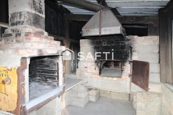 Emplacement idéal et beau potentiel à exploiter