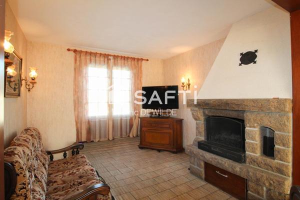 Emplacement idéal et beau potentiel à exploiter