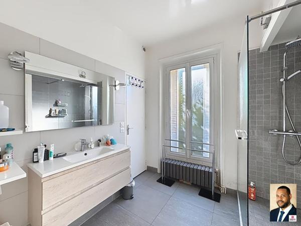 Maison Vitry Sur Seine 6 pièce(s) de 150m²