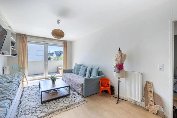 78130 LES MUREAUX , Appartement 2 pièce(s) , Balcon, stationnement, Centre, 41m2