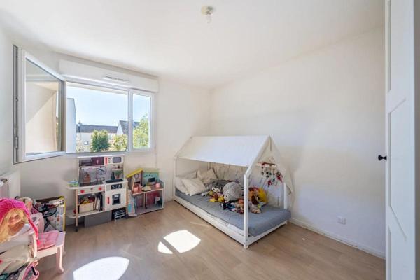 78130 LES MUREAUX , Appartement 2 pièce(s) , Balcon, stationnement, Centre, 41m2