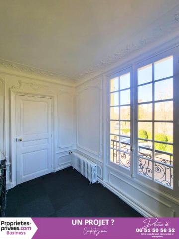 GOUVIEUX - BUREAUX, Siège Social d'Exception dans un Cadre Prestigieux