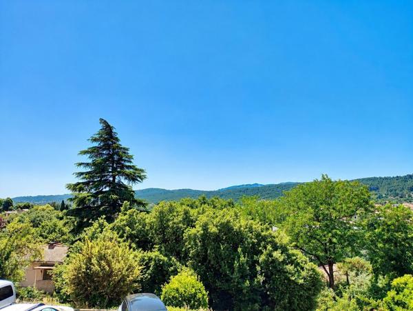 A SAISIR appartement avec ascenseur au cœur de AUBENAS