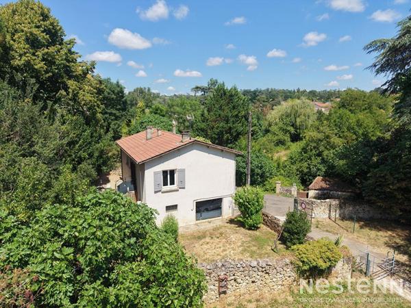 A Vendre Maison de 80 m² sur sous-sol de 68 m² avec garages et jardin proche du centre de Condom