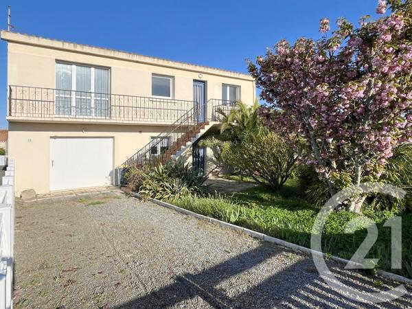 Maison à vendre  7 pièces - 143,64 m 2   ST HILAIRE DE RIEZ  - 85