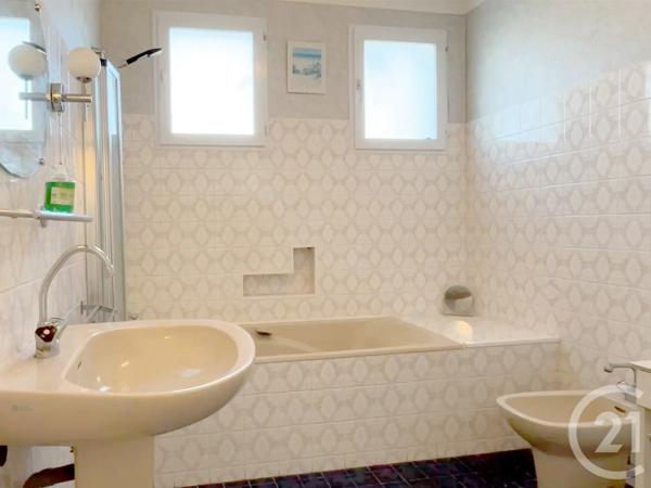 Maison à vendre  7 pièces - 143,64 m 2   ST HILAIRE DE RIEZ  - 85