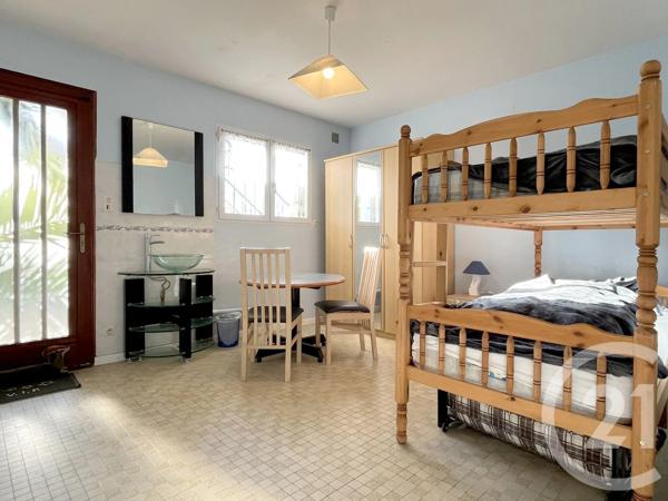Maison à vendre  7 pièces - 143,64 m 2   ST HILAIRE DE RIEZ  - 85