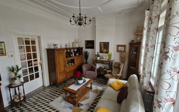 Maison à vendre    6 pièces • 149 m2 Doingt