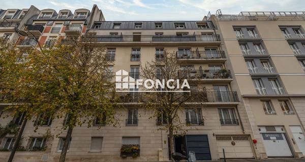 À vendre Studio 28 m² - Paris 75019