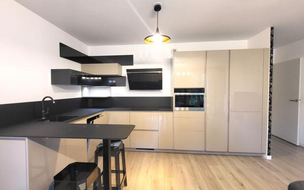 Appartement à vendre    3 pièces • 64,02 m2 Compiègne
