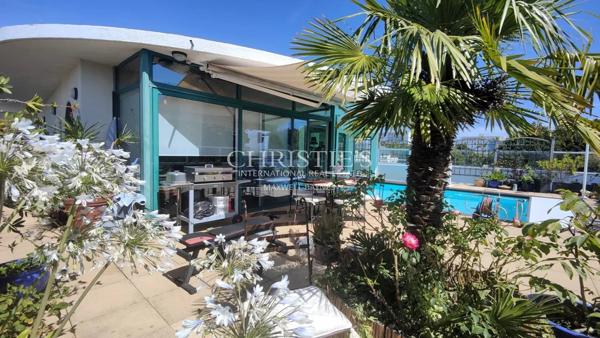 LA ROCHELLE proche port- Appartement DERNIER ETAGE AVEC GRANDE TERRASSE PISCINE – double garage