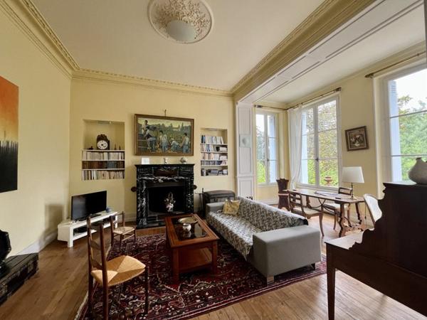 Maison à vendre |  Lestiac-sur-Garonne |  9 pièces | 260 m²