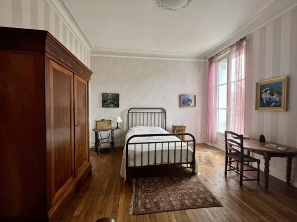 Maison à vendre |  Lestiac-sur-Garonne |  9 pièces | 260 m²