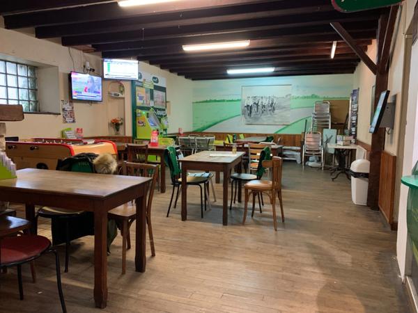 Dpt Maine et Loire (49), à vendre CHATEAUNEUF SUR SARTHE Bar