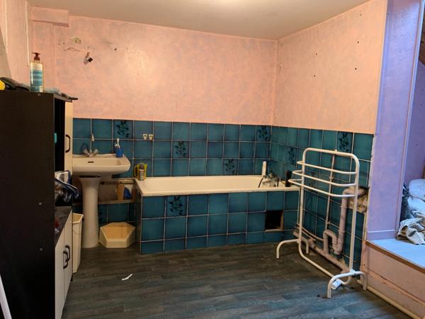 Dpt Maine et Loire (49), à vendre CHATEAUNEUF SUR SARTHE Bar