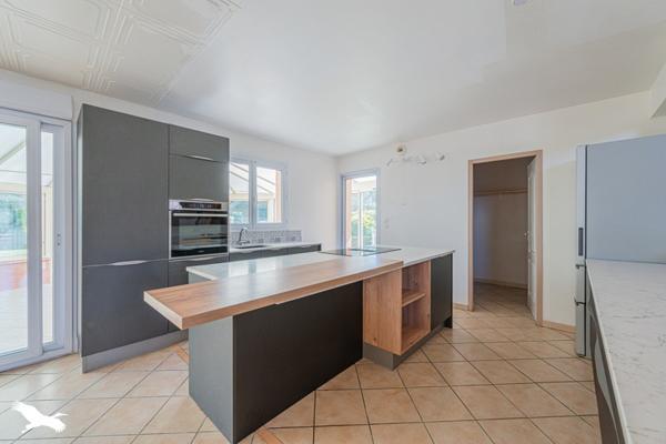 Maison 429 000 € Cornebarrieu 6 p 150 m² DPE C