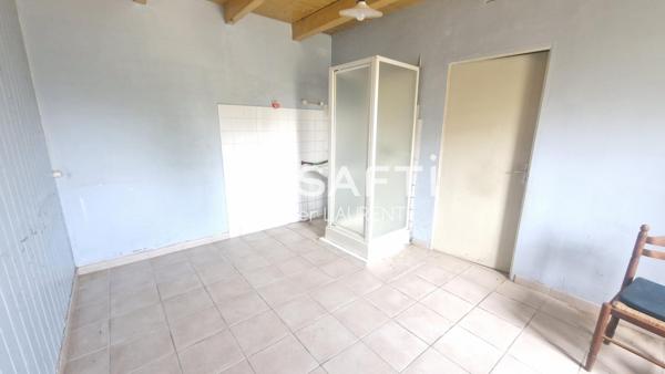 Ancien corps de ferme de 180m² à rénover!