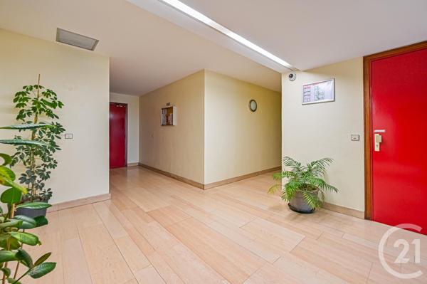 Appartement F4 à vendre  4 pièces - 85,66 m2 PARIS - 75020