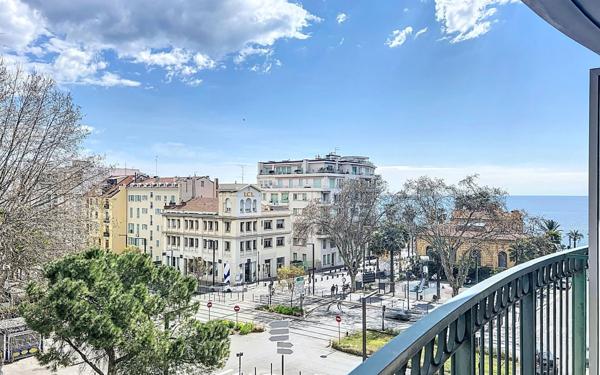 Appartement à vendre    2 pièces • 32,75 m2 Nice