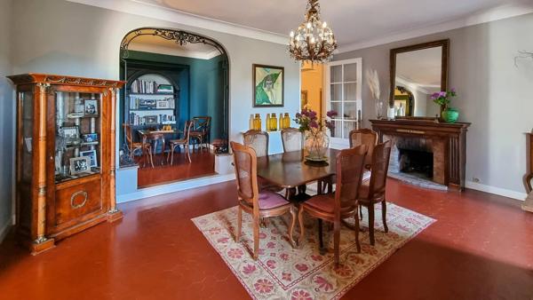 Villa de charme au calme avec piscine et aperçu mer - Le Cannet