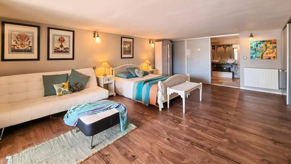 Villa de charme au calme avec piscine et aperçu mer - Le Cannet